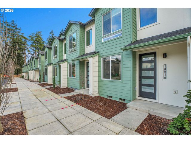 14822 Ne Couch St 4, Portland, OR 97230