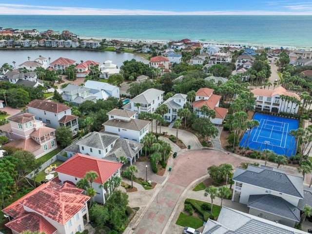 87 Cayman Cove, Destin, FL 32541