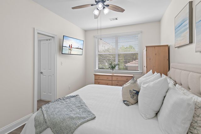 87 Cayman Cove, Destin, FL 32541