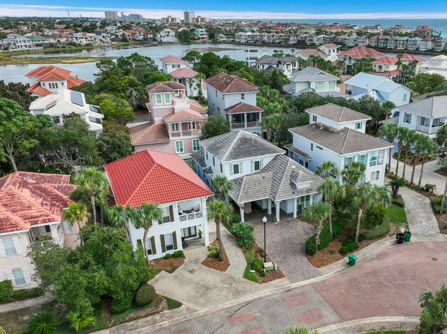 87 Cayman Cove, Destin, FL 32541