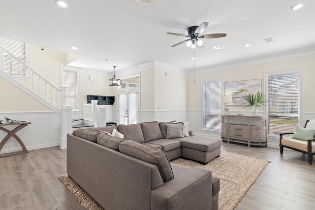 87 Cayman Cove, Destin, FL 32541