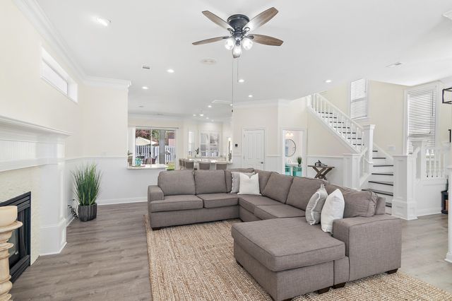 87 Cayman Cove, Destin, FL 32541