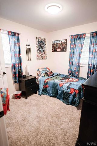 132 Kunze Drive, St Charles, MO 63303
