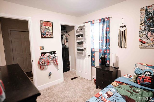 132 Kunze Drive, St Charles, MO 63303