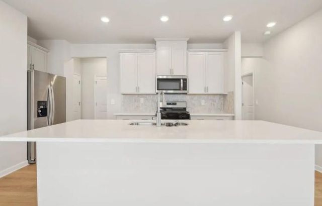 2856 Aralynn, College Park, GA 30337