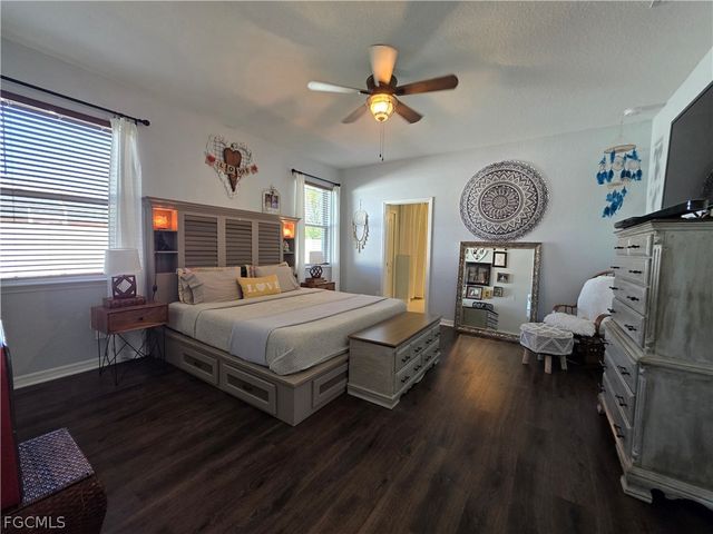 4102 SW 14th PL, Cape Coral, FL 33914