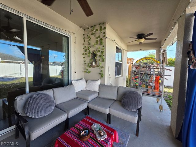 4102 SW 14th PL, Cape Coral, FL 33914