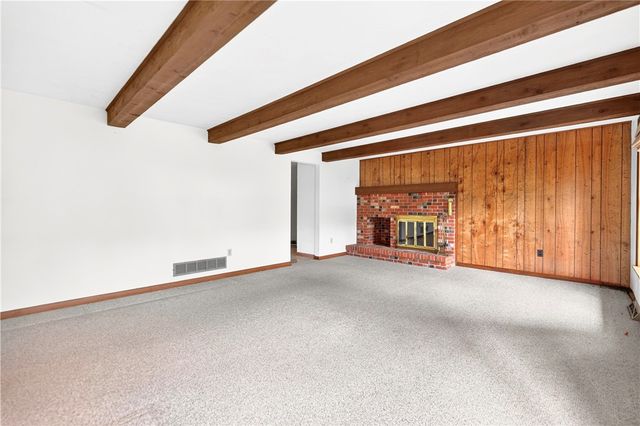 1593 Oakleaf Ln, Franklin Park, PA 15237