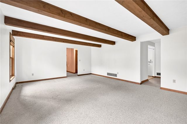 1593 Oakleaf Ln, Franklin Park, PA 15237