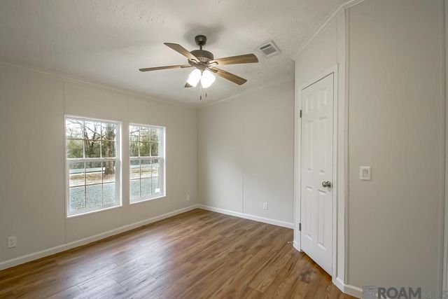 18307 Robert Denham Rd, Prairieville, LA 70769