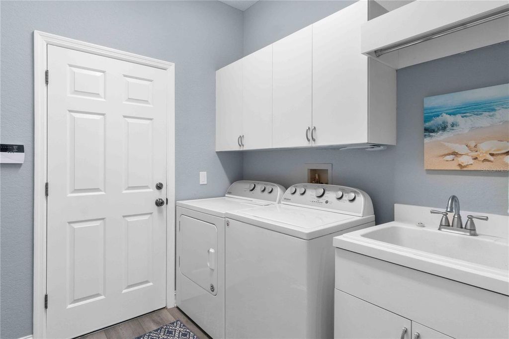 Image 12 of property listing at 360 CAPRI ISLES COURT, Punta Gorda, FL 33950