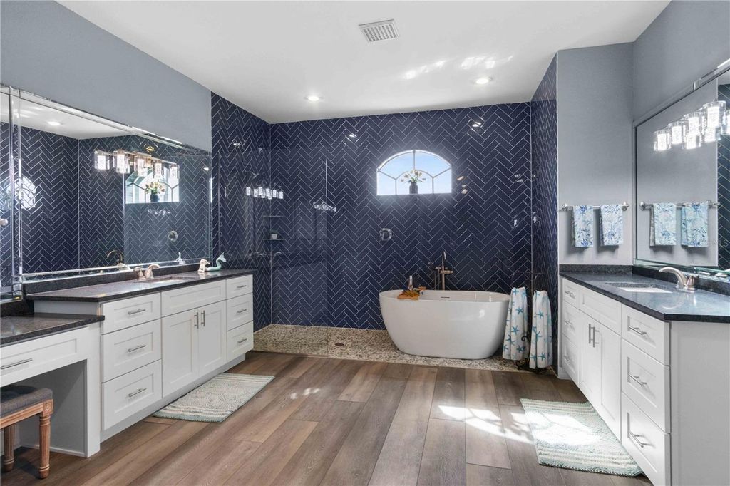 Image 23 of property listing at 360 CAPRI ISLES COURT, Punta Gorda, FL 33950