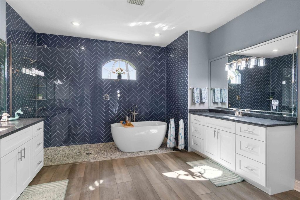 Image 25 of property listing at 360 CAPRI ISLES COURT, Punta Gorda, FL 33950