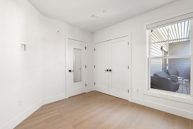 321 W Broadway 1, Boston, MA 02127
