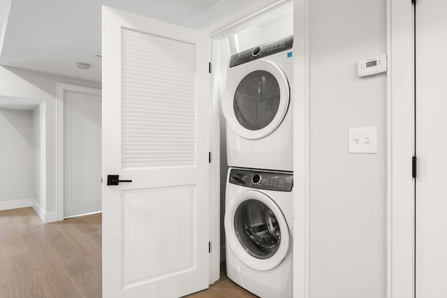 321 W Broadway 1, Boston, MA 02127