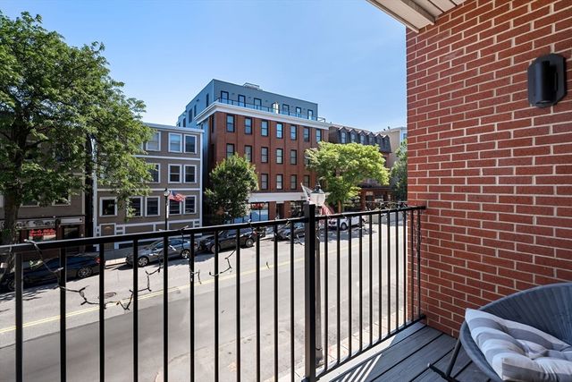 321 W Broadway 1, Boston, MA 02127