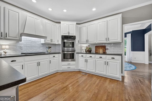 1363 Downington Circle NW, Acworth, GA 30101