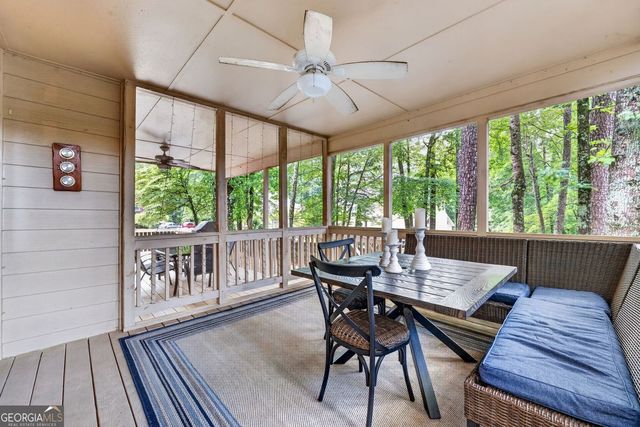 1363 Downington Circle NW, Acworth, GA 30101