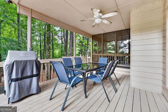 1363 Downington Circle NW, Acworth, GA 30101