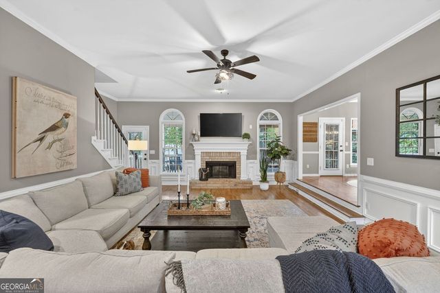 1363 Downington Circle NW, Acworth, GA 30101