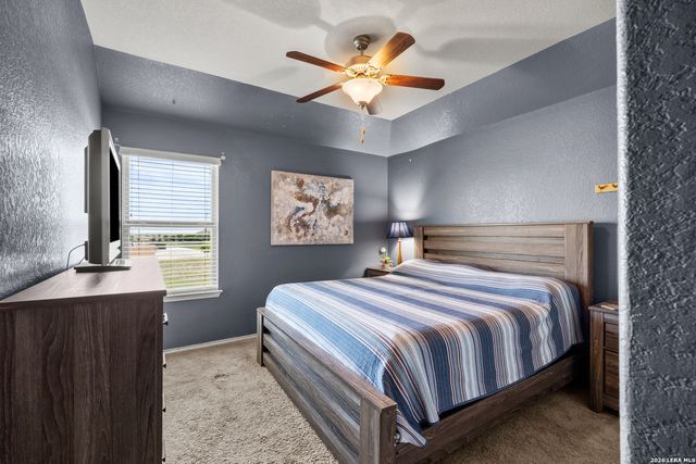1821 LOGAN TRL, New Braunfels, TX 78130