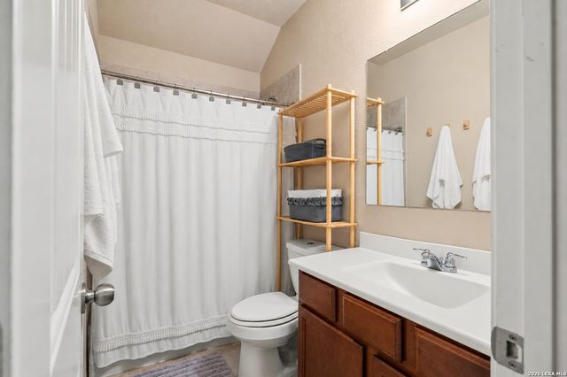 1821 LOGAN TRL, New Braunfels, TX 78130