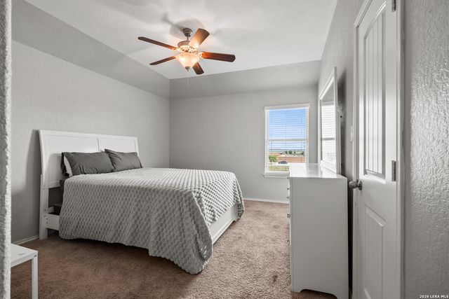 1821 LOGAN TRL, New Braunfels, TX 78130