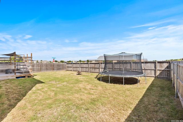 1821 LOGAN TRL, New Braunfels, TX 78130