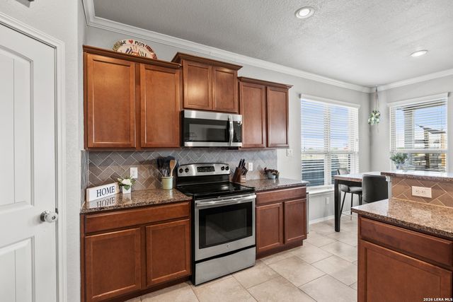 1821 LOGAN TRL, New Braunfels, TX 78130