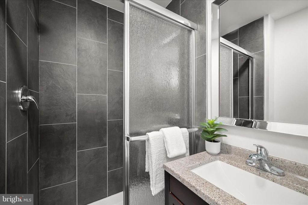 Image 26 of property listing at 10128 HEREFORD PL, Silver Spring, MD 20901