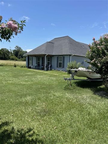 24500 Gillson Road, Iowa, LA 70647