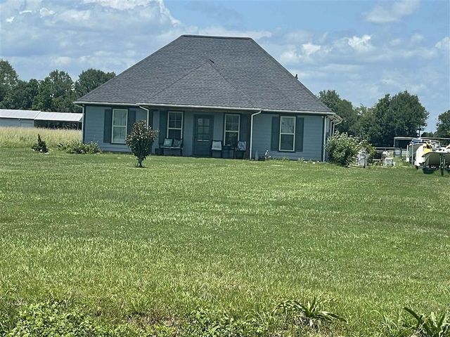 24500 Gillson Road, Iowa, LA 70647