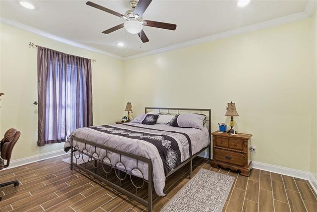 24500 Gillson Road, Iowa, LA 70647