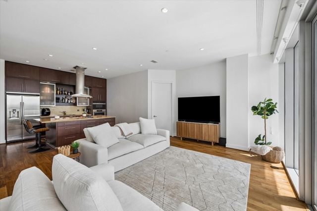 1600 Post Oak Boulevard 1006, Houston, TX 77056