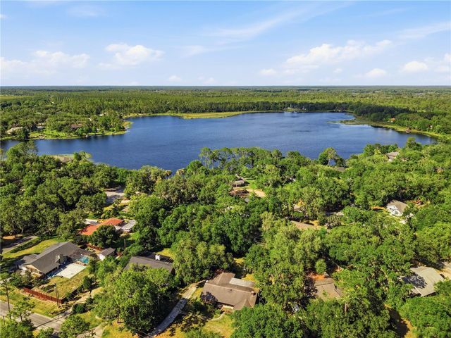 807 BAY TREE CIRCLE, Deland, FL 32724