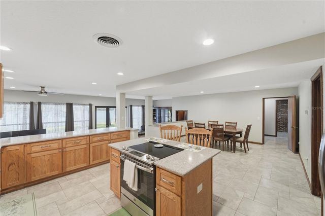 807 BAY TREE CIRCLE, Deland, FL 32724
