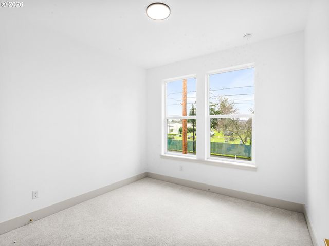 3644 Ne 57th Ave, Portland, OR 97213