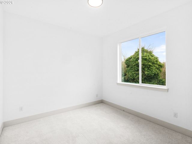 3644 Ne 57th Ave, Portland, OR 97213