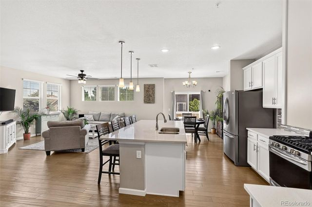 24817 E Calhoun Place B, Aurora, CO 80016