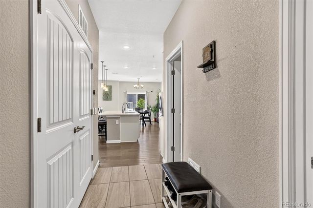24817 E Calhoun Place B, Aurora, CO 80016