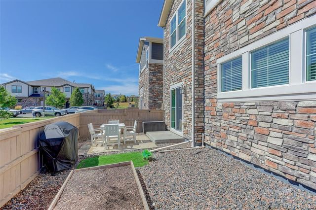 24817 E Calhoun Place B, Aurora, CO 80016