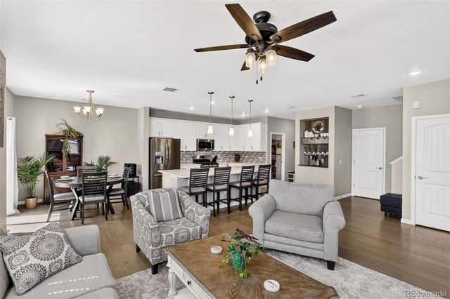 24817 E Calhoun Place B, Aurora, CO 80016