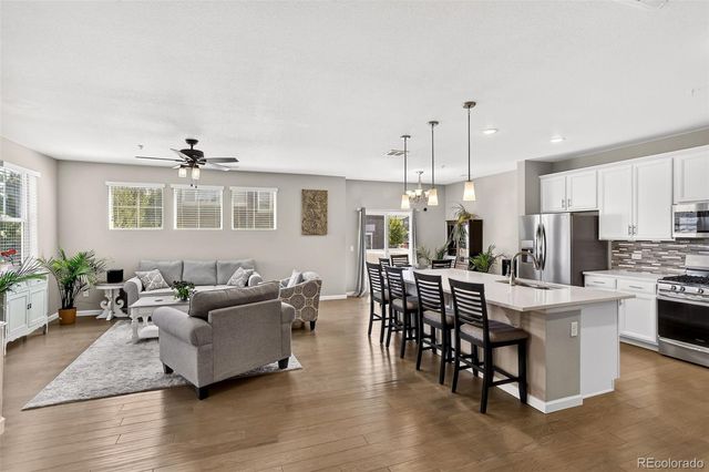 24817 E Calhoun Place B, Aurora, CO 80016