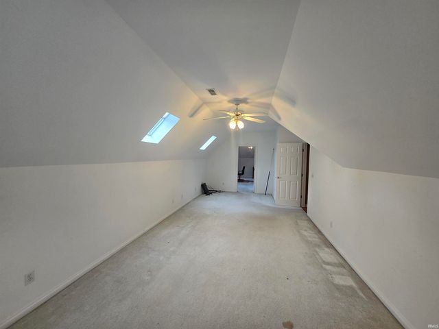 616 Beringer Drive, Evansville, IN 47711