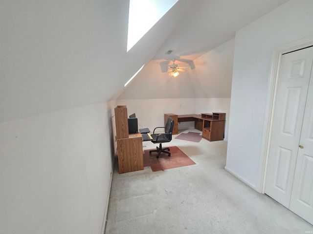 616 Beringer Drive, Evansville, IN 47711
