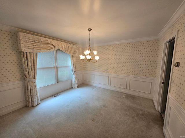 616 Beringer Drive, Evansville, IN 47711