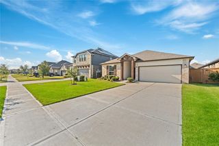 13006 Oleander Bay Ln, Texas City, TX 77568