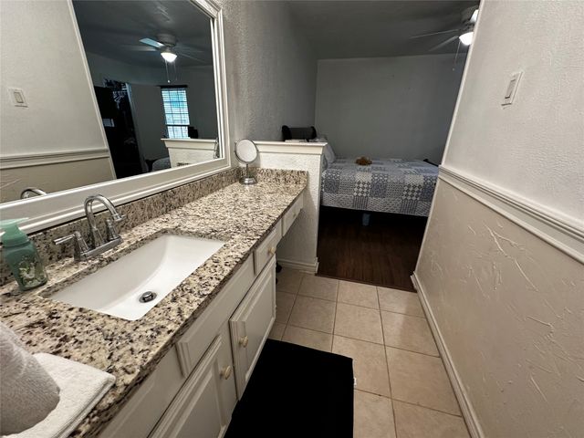 4272 Madera Road 4, Irving, TX 75038