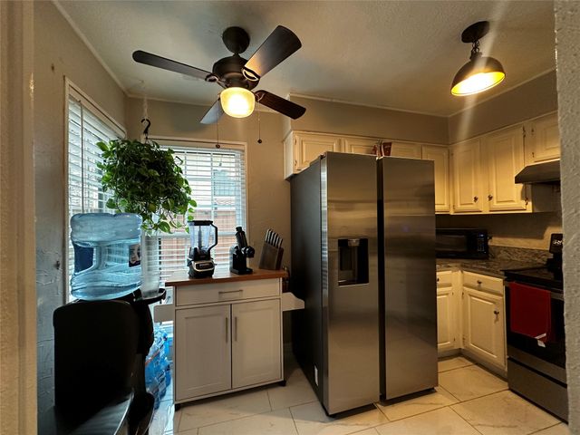 4272 Madera Road 4, Irving, TX 75038