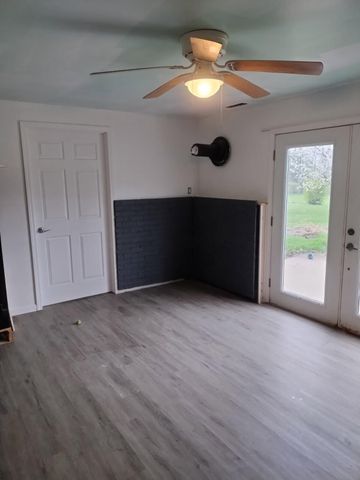 601 Gatewood Drive, Lowell, IN 46356